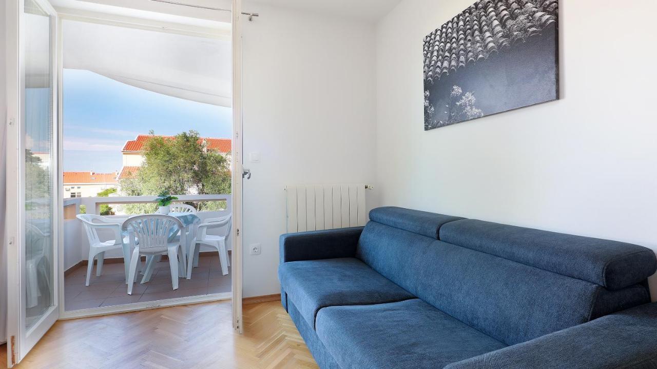 Apartments Tomy Novalja Eksteriør billede